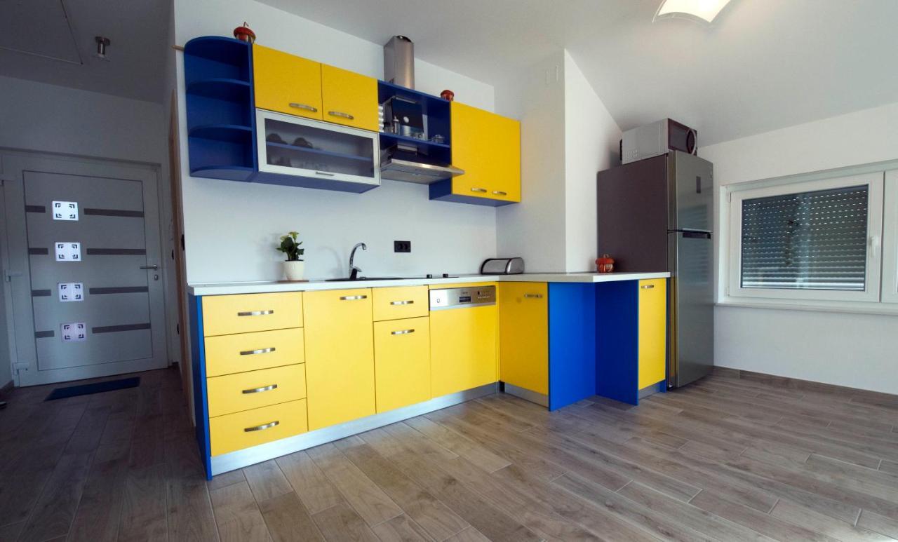 Apartman Grc Apartment Dugo Selo Екстериор снимка