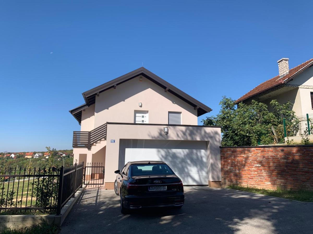 Apartman Grc Apartment Dugo Selo Екстериор снимка